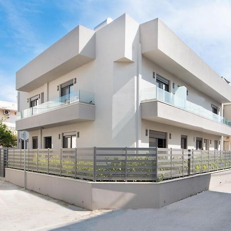 יאליסוס 30 Senses Luxury Apartment Insight מראה חיצוני תמונה