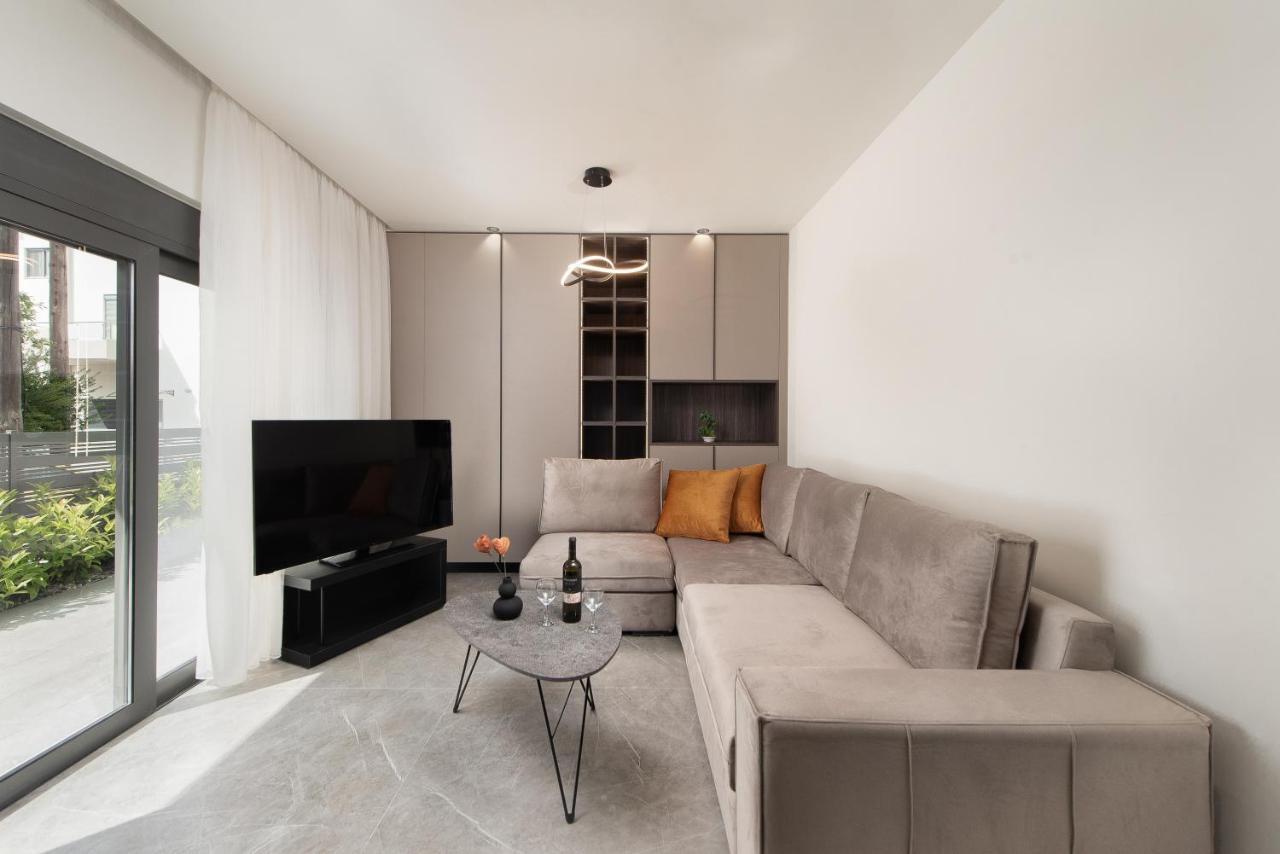 יאליסוס 30 Senses Luxury Apartment Insight מראה חיצוני תמונה